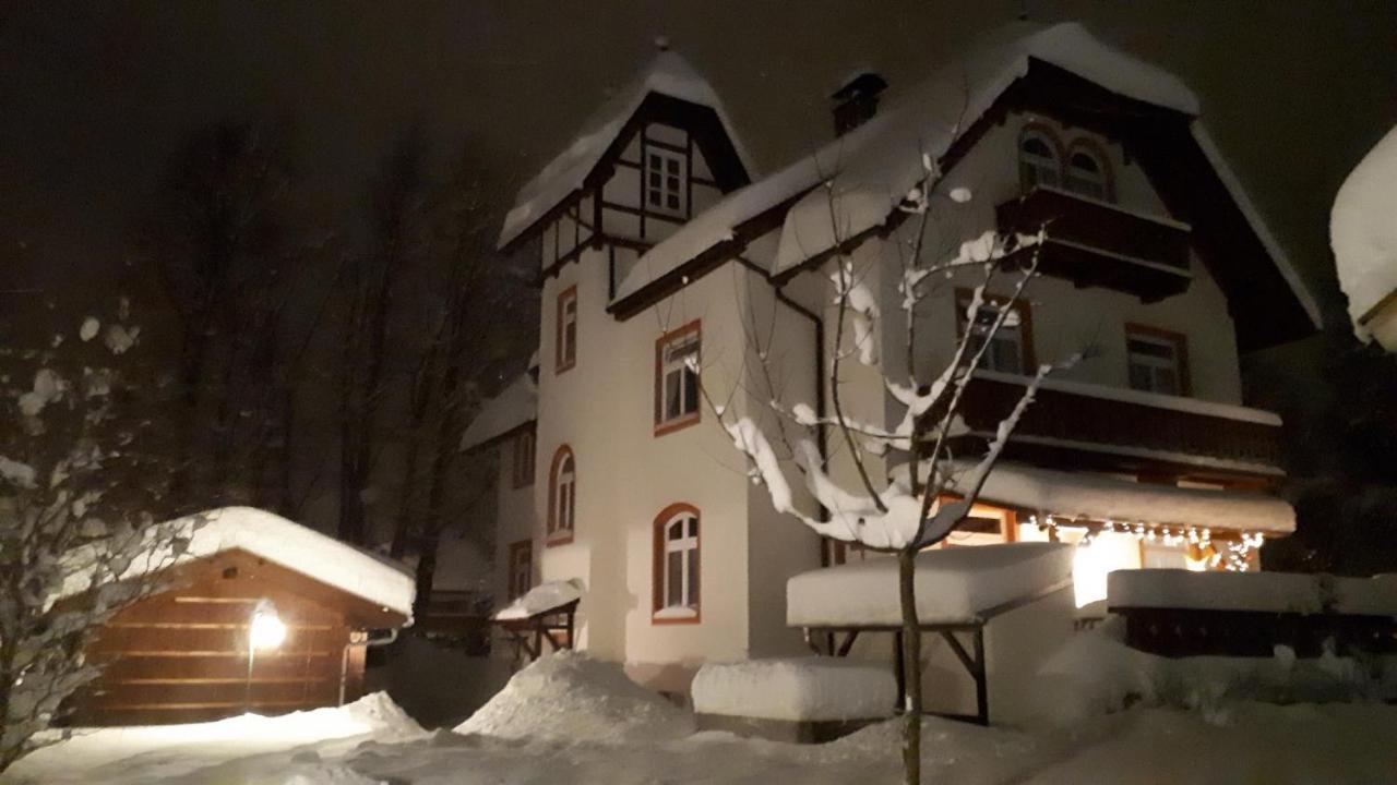 Apartments Alte Villa Garmisch-Partenkirchen Exterior photo